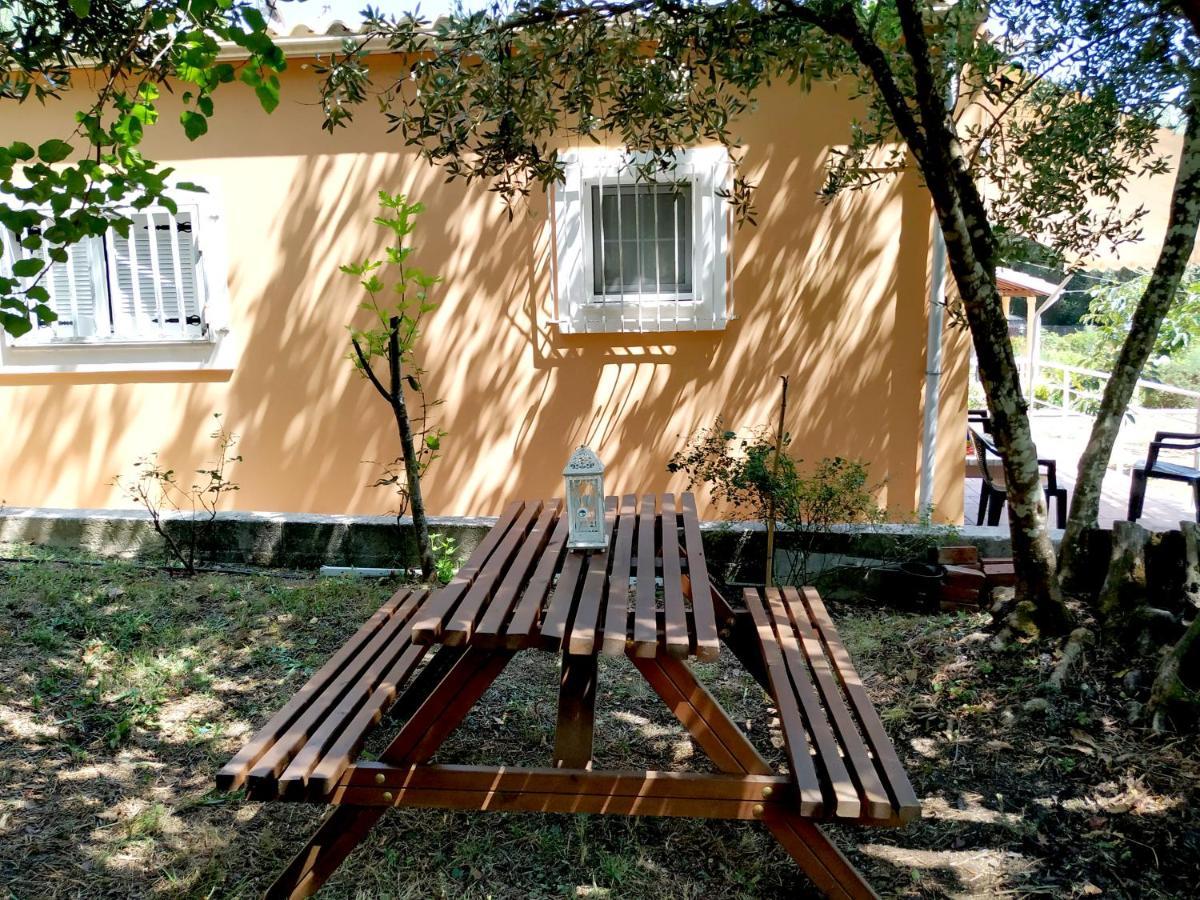 Family Holiday Apartment With Garden & Bbq Velonádes 외부 사진