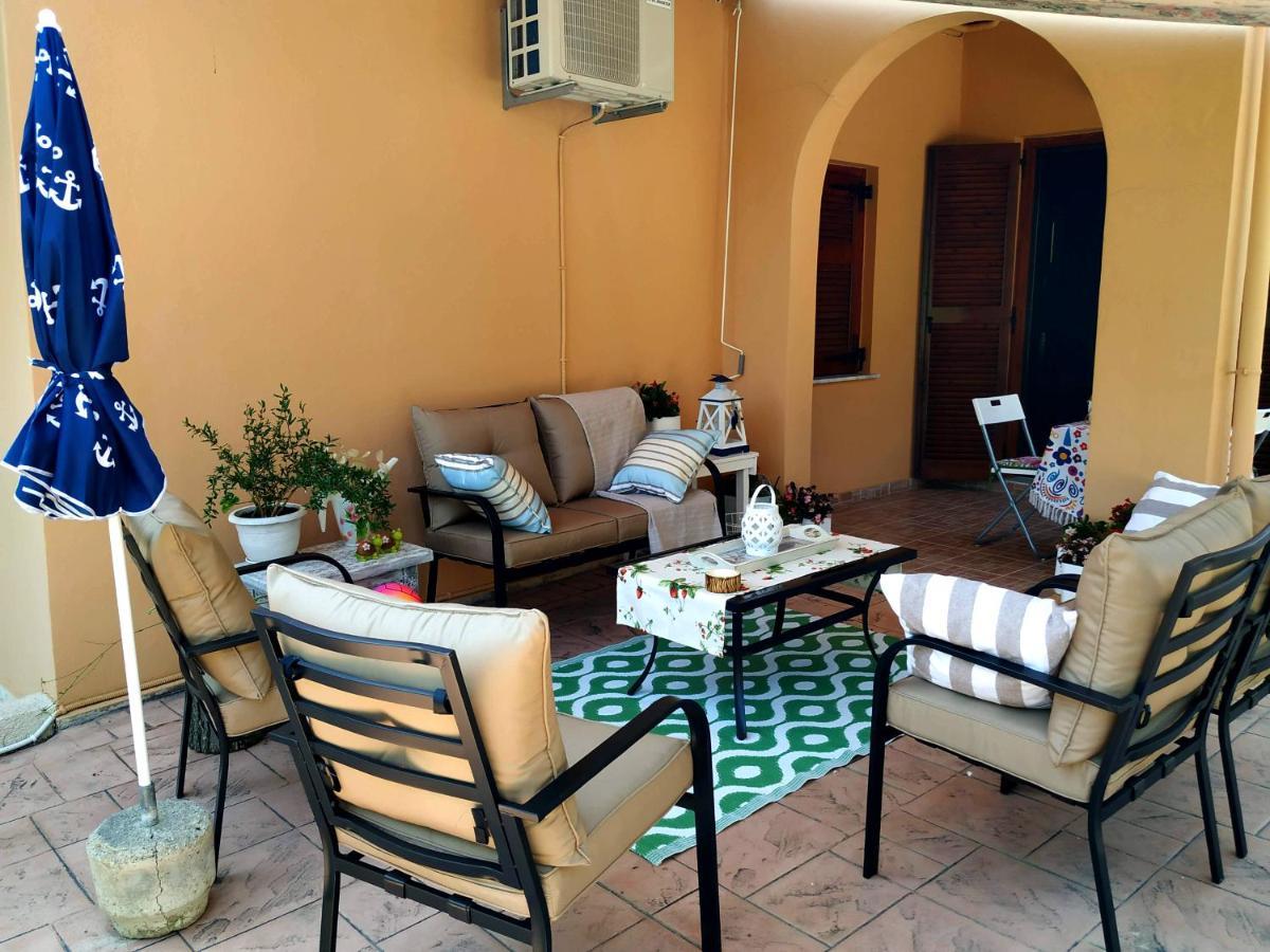 Family Holiday Apartment With Garden & Bbq Velonádes 외부 사진