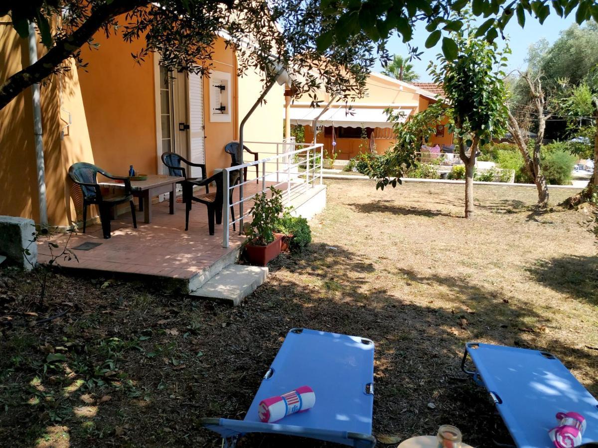 Family Holiday Apartment With Garden & Bbq Velonádes 외부 사진