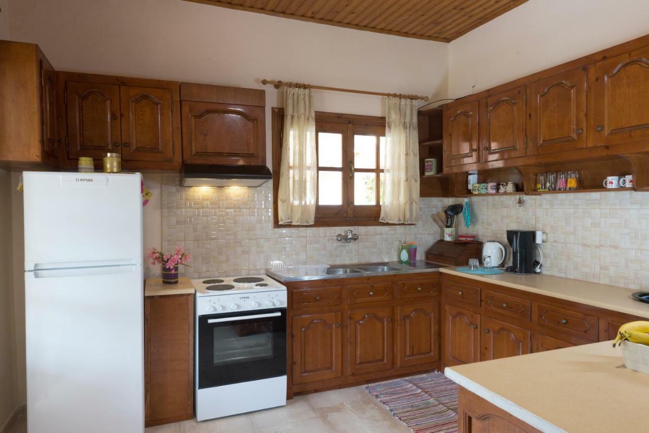 Family Holiday Apartment With Garden & Bbq Velonádes 외부 사진