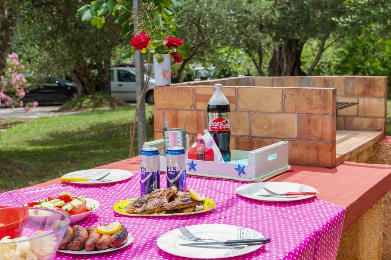 Family Holiday Apartment With Garden & Bbq Velonádes 외부 사진